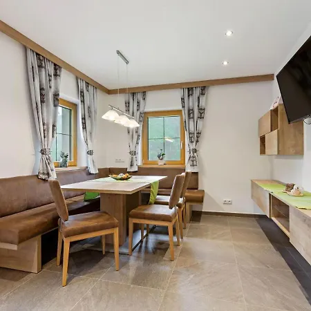 Spacious In Hinterglemm With Ski Boot Heaters